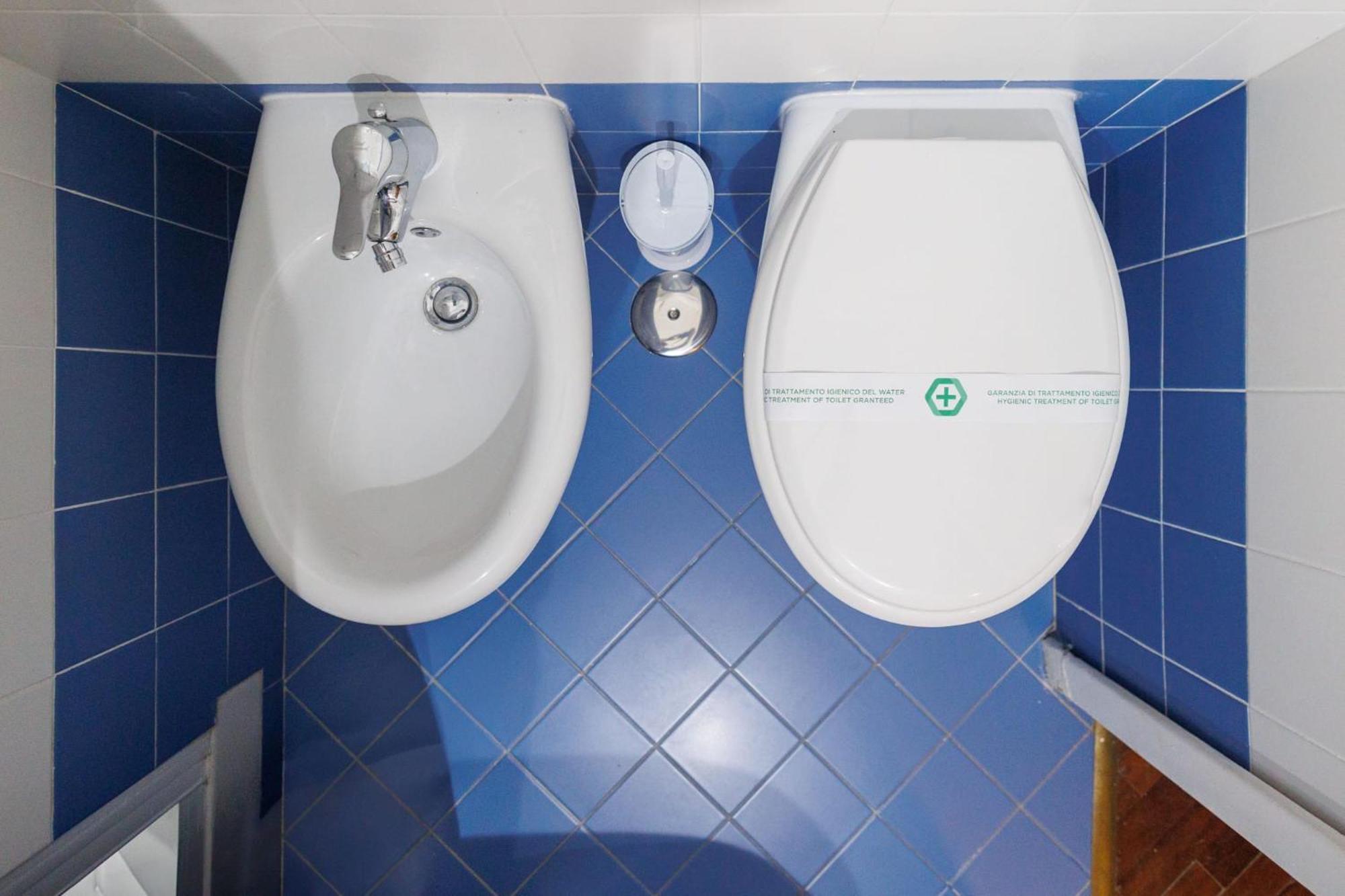Отель Clavdia Mini Flat Рим Экстерьер фото